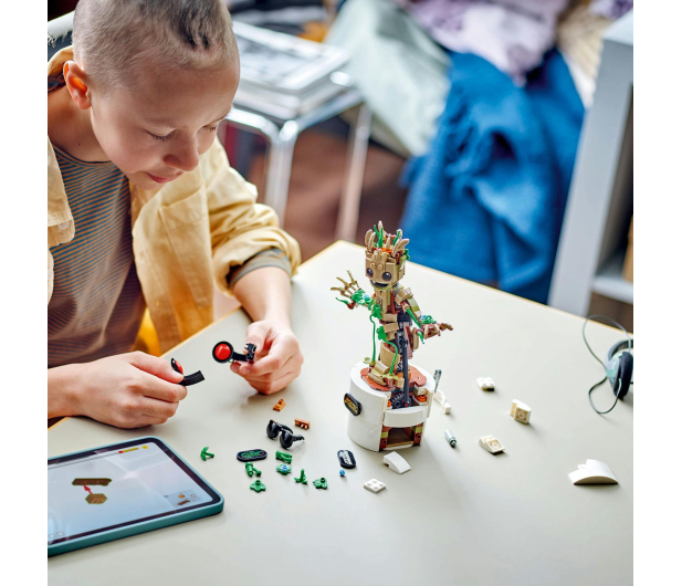 LEGO 76297 Tańczący Groot - 1266185 - zdjęcie 12